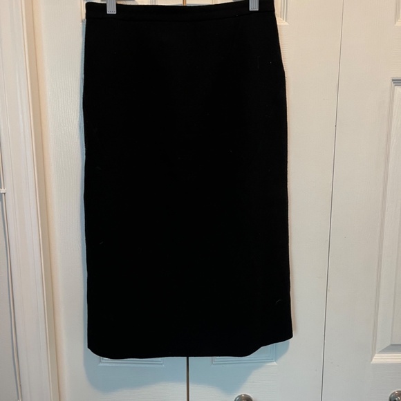 Willow size 6  100% virgin wool skirt - Picture 3 of 10